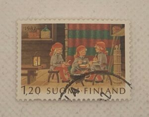 Finland (Suomi) 1,20mk Christmas Stamp 1982 – Children Eating Porridge by Fire – Used